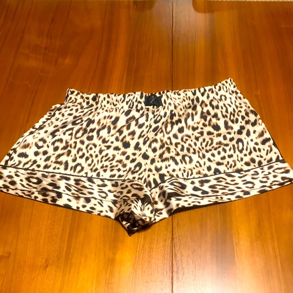 Victoria Secret Leopard Print Shorts, size L